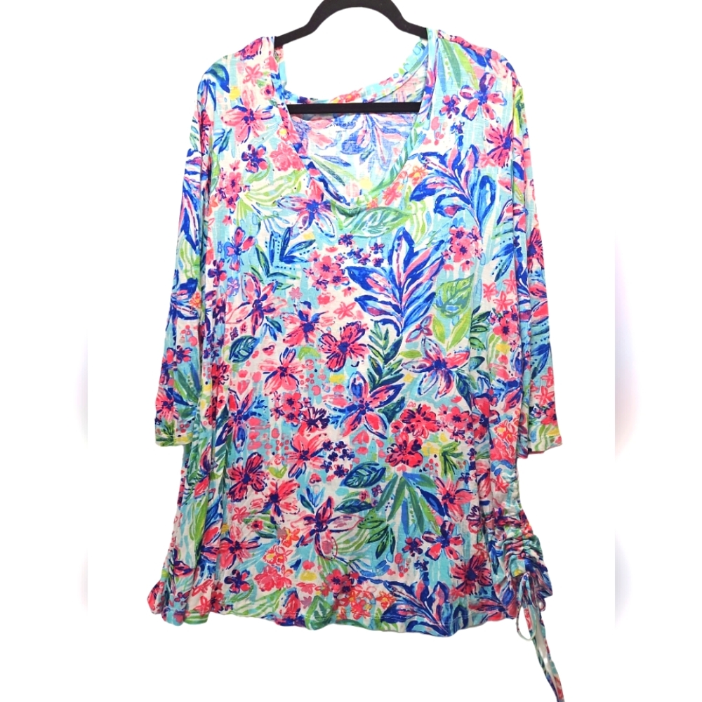 Casey Key Resort Wear Florida Floral Print Mid-Sleeve V-Neck Blouse